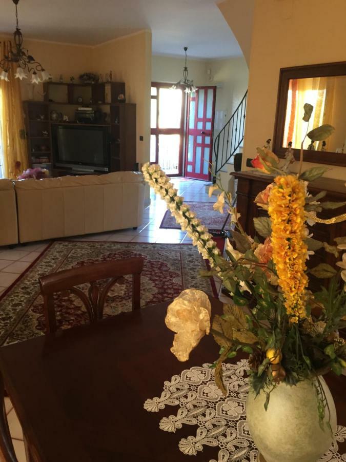 B&B Villa Dei Fiori SantʼEufemia Lamezia Buitenkant foto