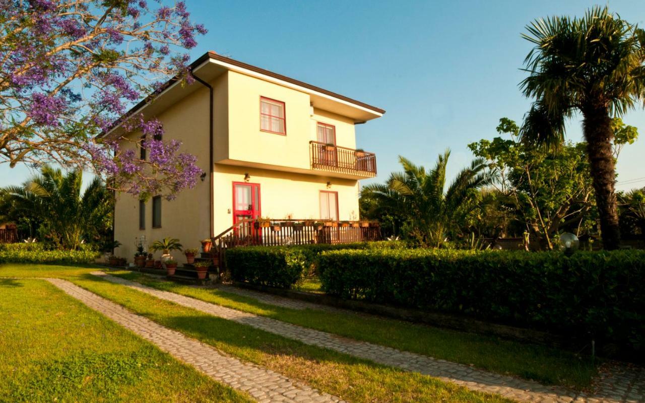 B&B Villa Dei Fiori SantʼEufemia Lamezia Buitenkant foto