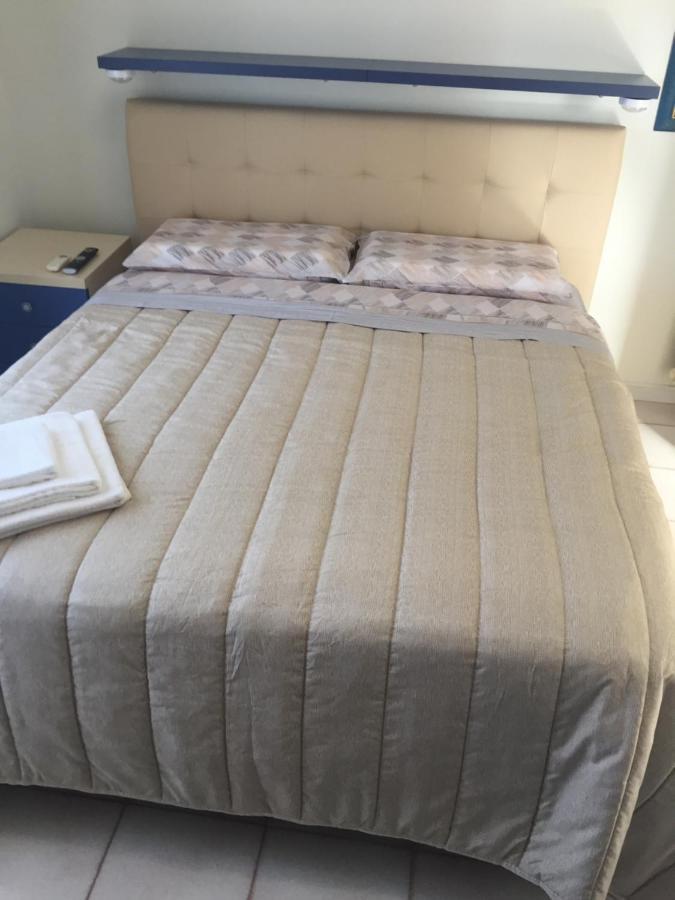 B&B Villa Dei Fiori SantʼEufemia Lamezia Buitenkant foto